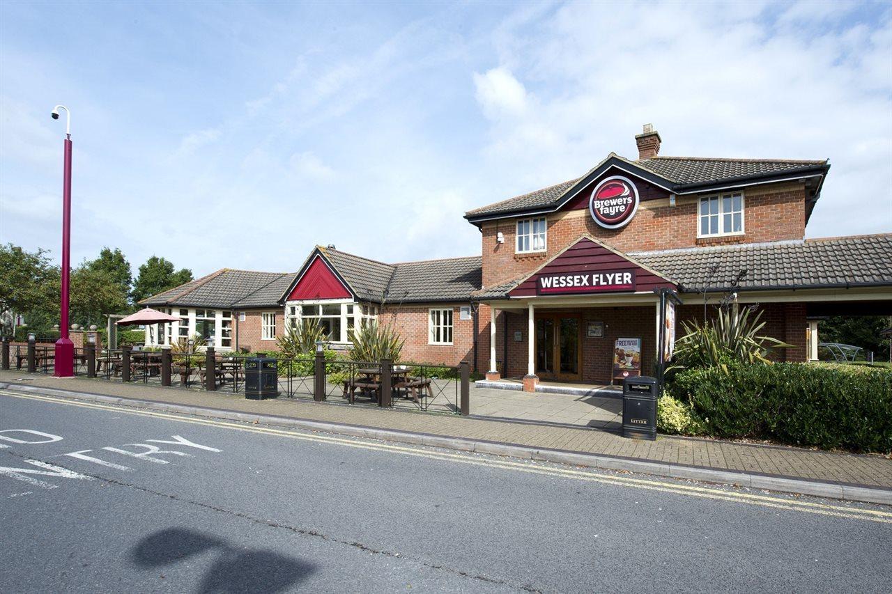 Premier Inn Bristol South Esterno foto