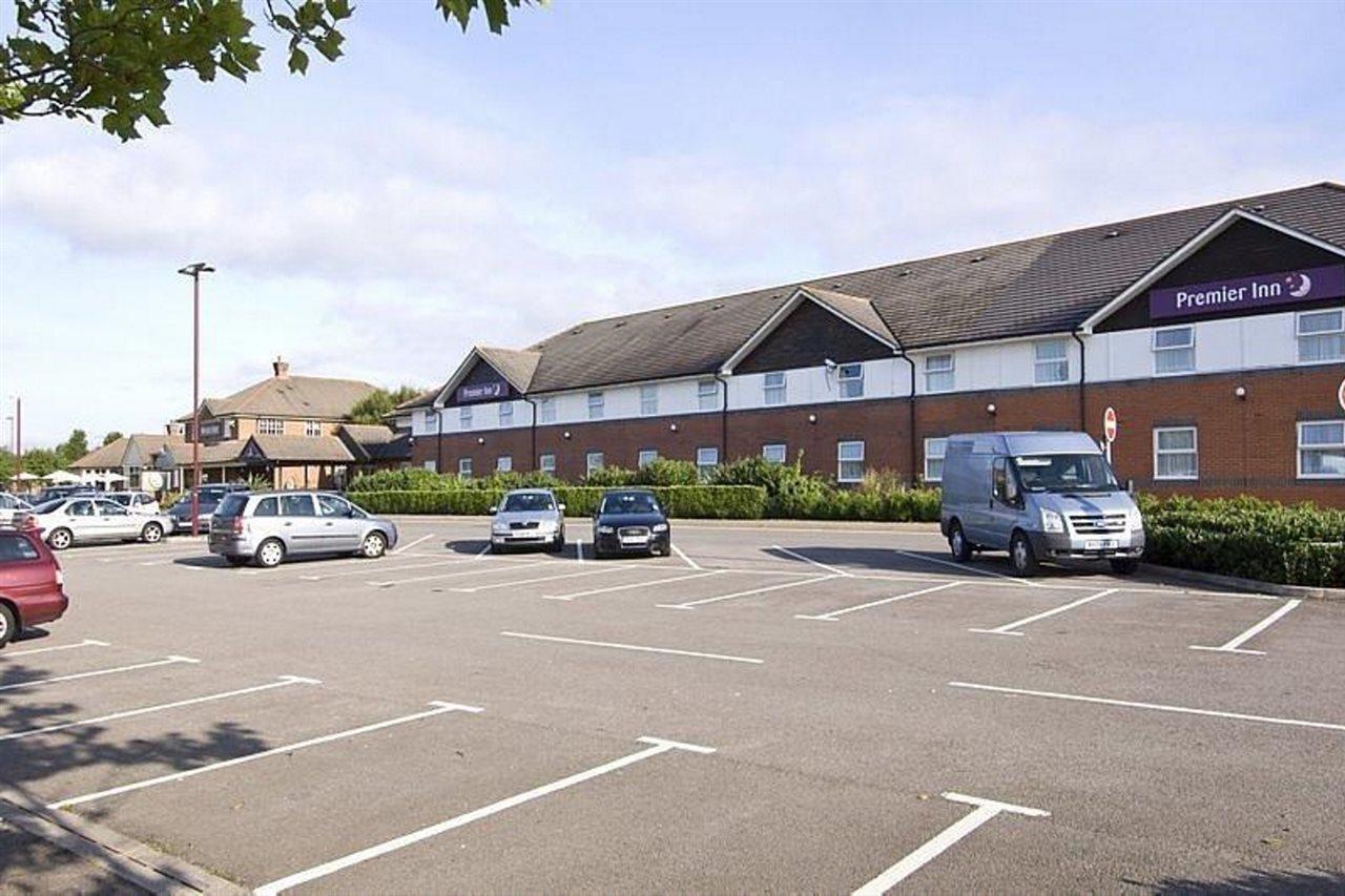 Premier Inn Bristol South Esterno foto